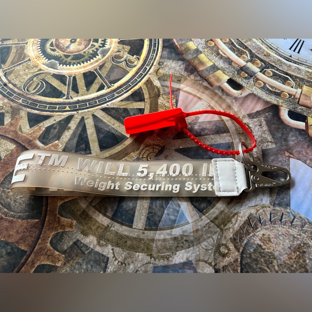 Off-White Silver and White Keychain